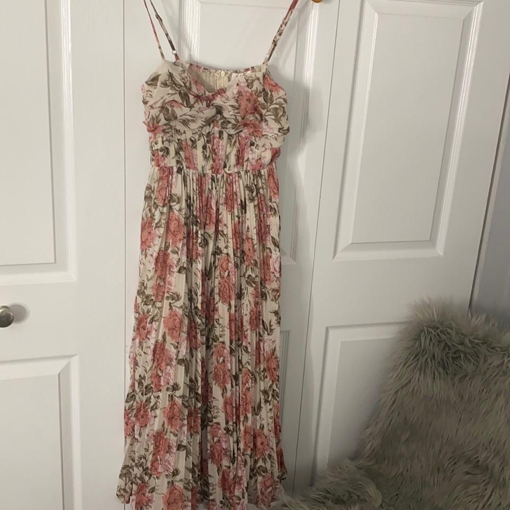 Storia floral midi dress - ON HOLD